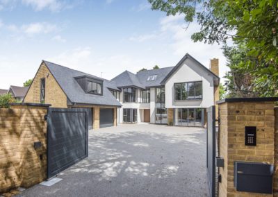 Six bedroom bespoke build Buckinghamshire - Front of house and driveway image